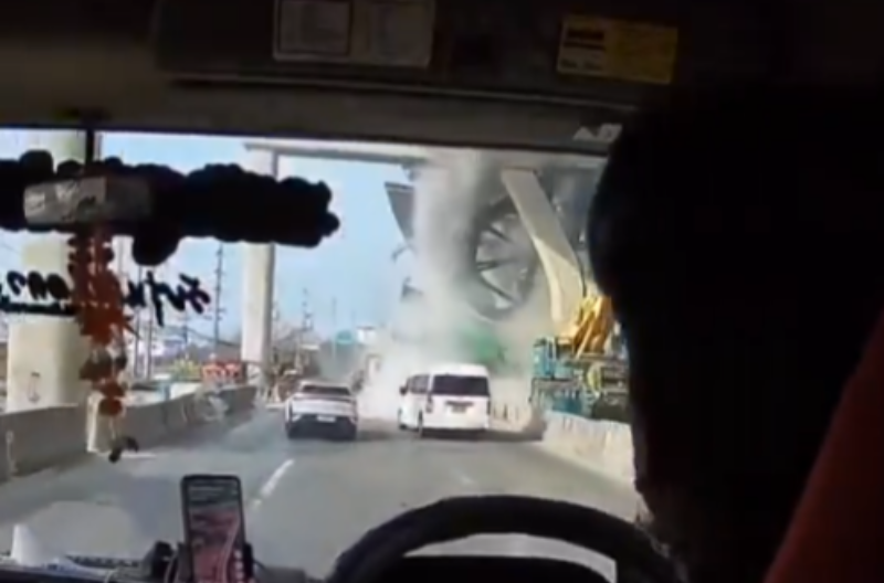 UZNEMIRUJUĆE! KAMERA SNIMILA PAD DIZALICE, IMA MRTVIH: Identična nesreća juče u toj državi, 32 mrtvih (VIDEO)